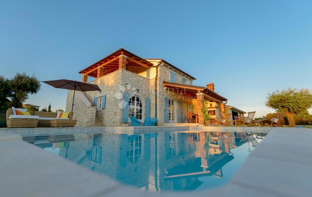 SVETI LOVREČ PAZENATIČKI