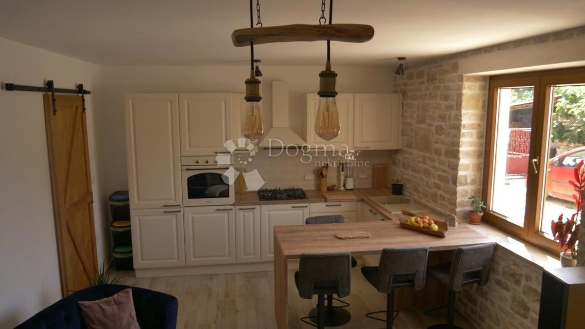Дом VODNJAN, 268.000 €