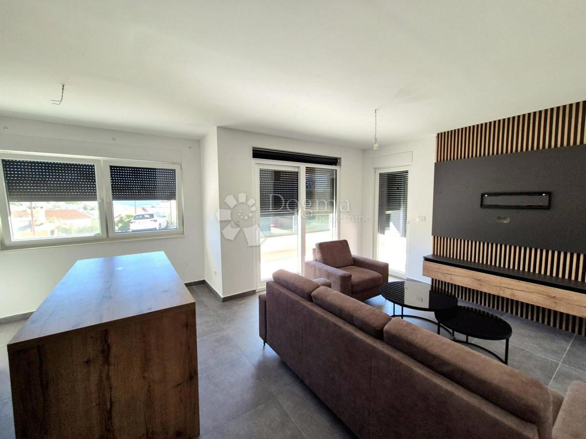 Appartamento ČIOVO, 260.000 €