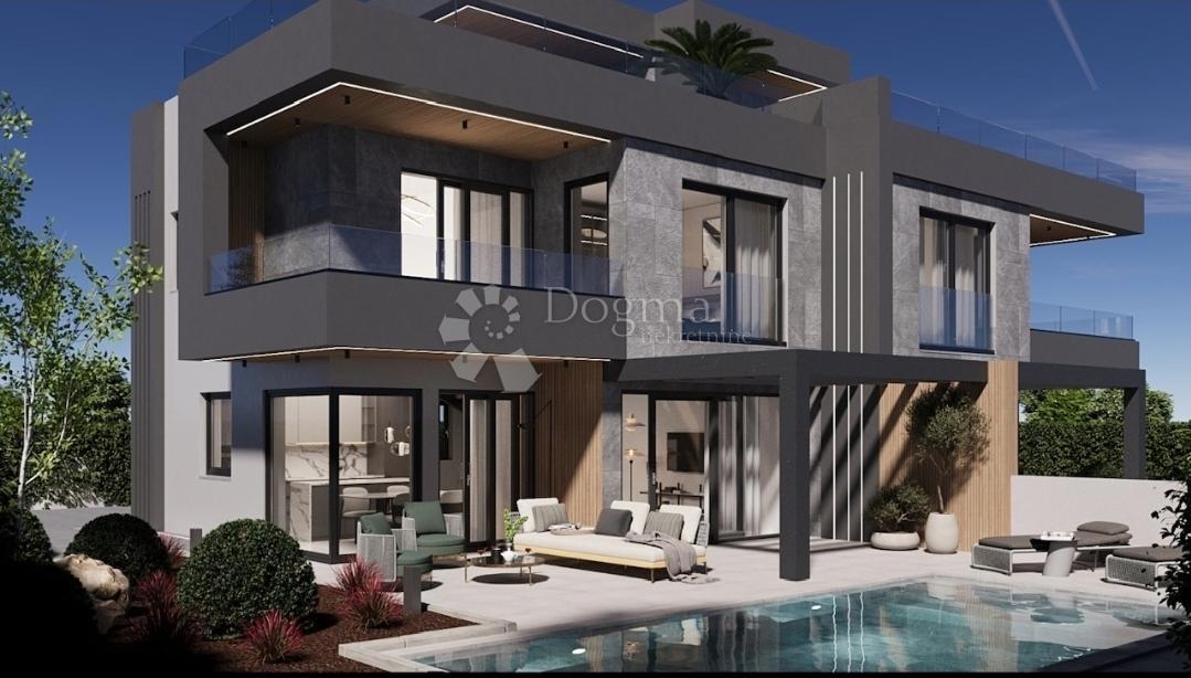 Terreno UMAG, 300.000 €