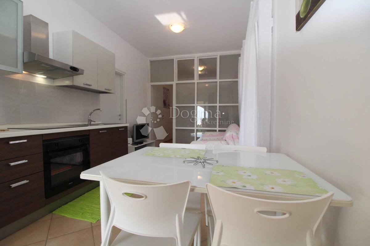 Appartamento RIJEKA, 600 €