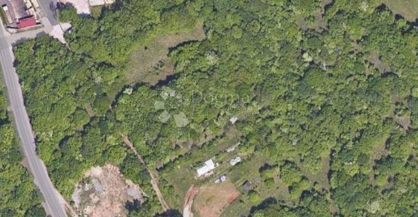 Terreno VIŠKOVO, 45.000 €