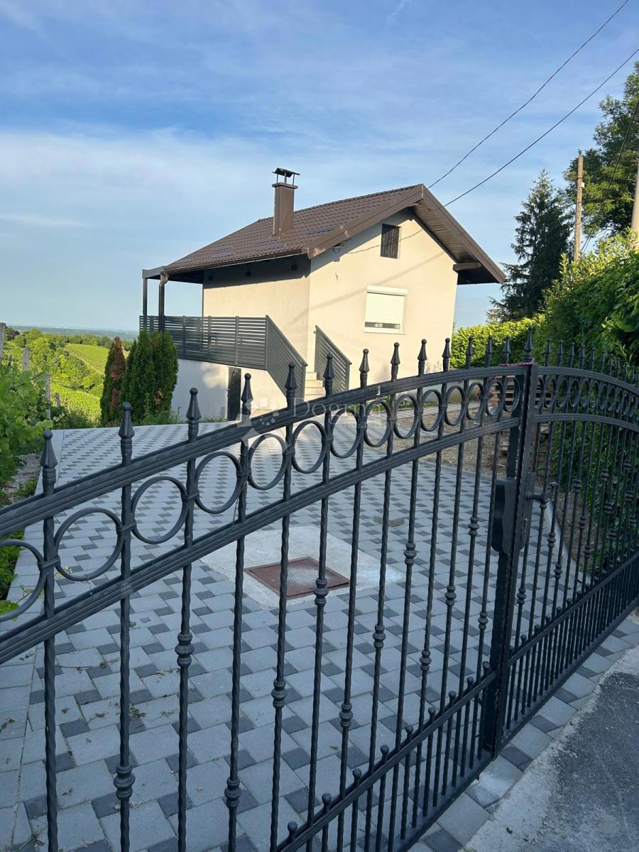 Casa JASTREBARSKO, 215.000 €