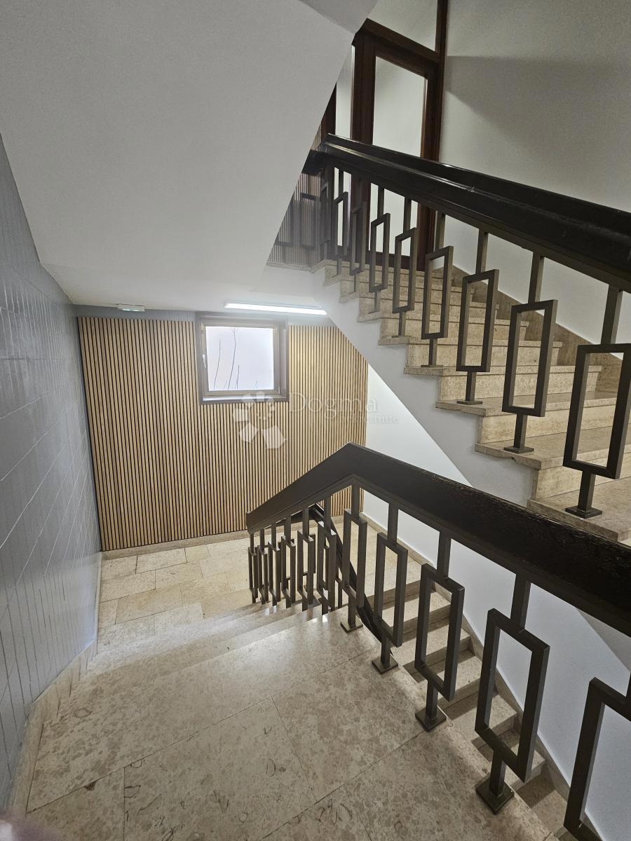 Коммерческая площадь RIJEKA, 2.600 €