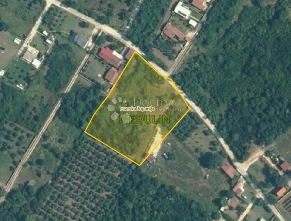 Участок MEDULIN, 45.000 €