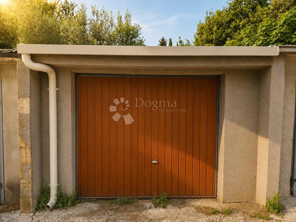 Garage Veruda, Pula, 17m2