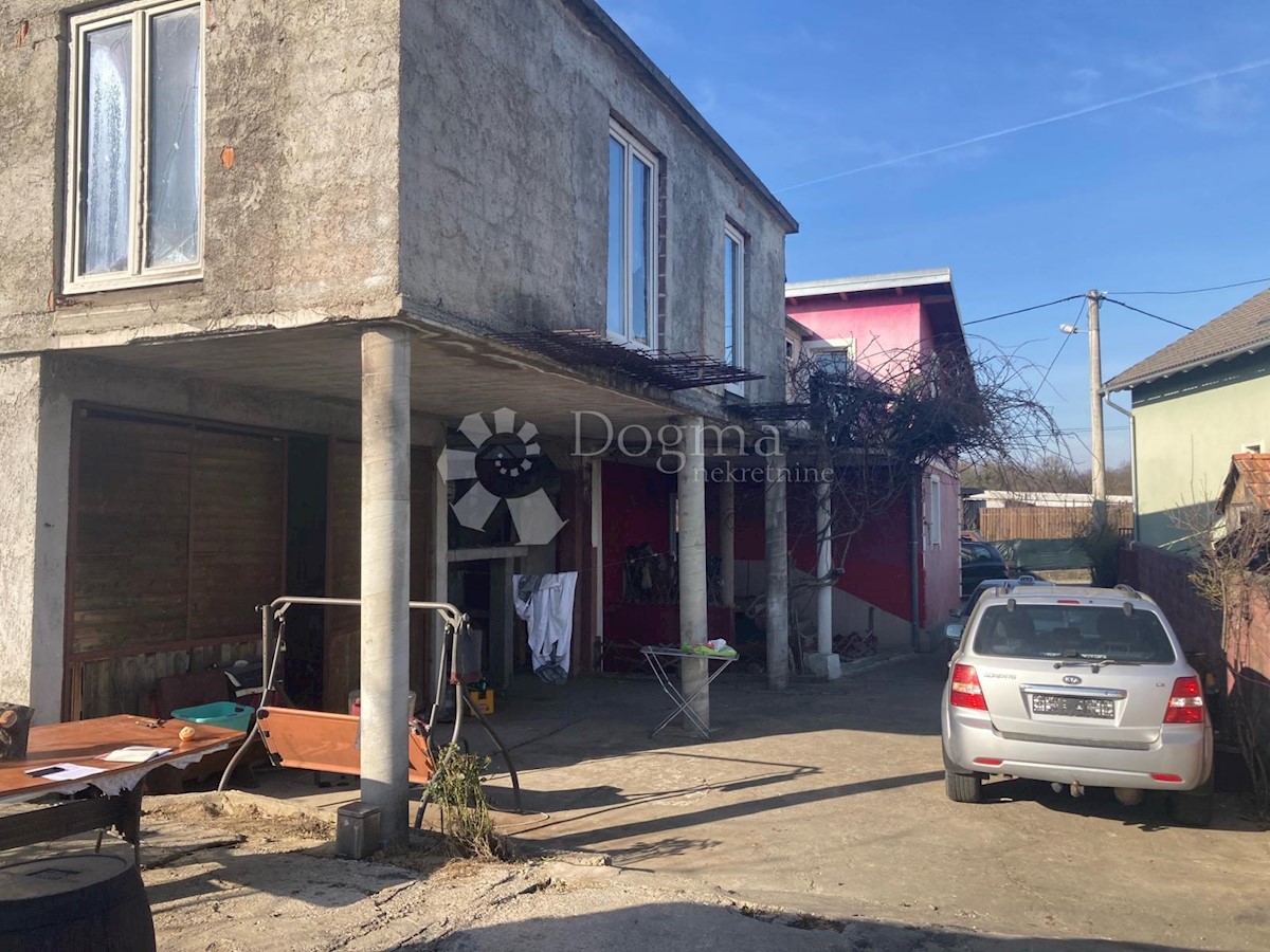 PETRUŠEVEC