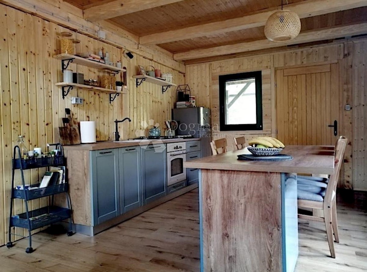 BAŠKE OŠTARIJE