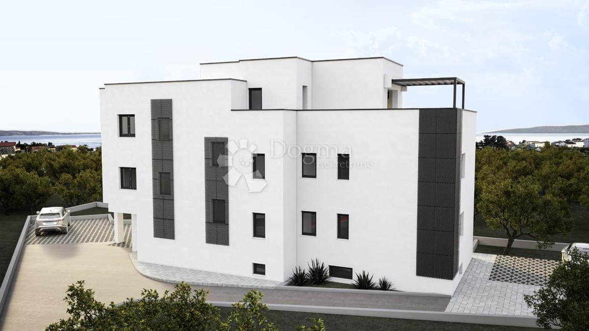 KAŠTEL SUĆURAC