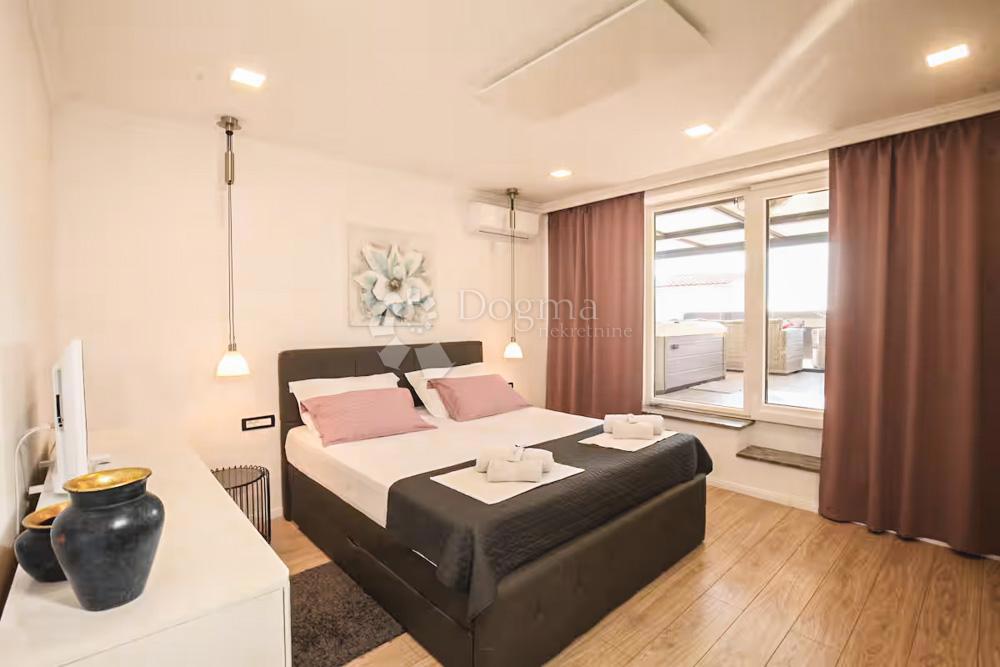 Appartamento ŠIBENIK, 590.000 €