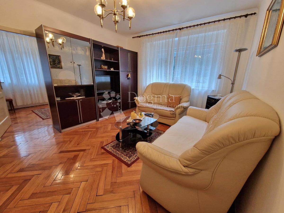 Appartamento RIJEKA, 650 €