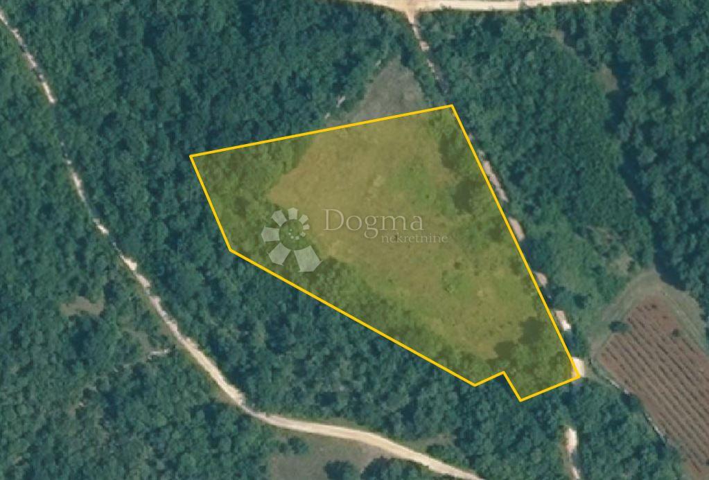 Terreno ROVINJ, 59.000 €