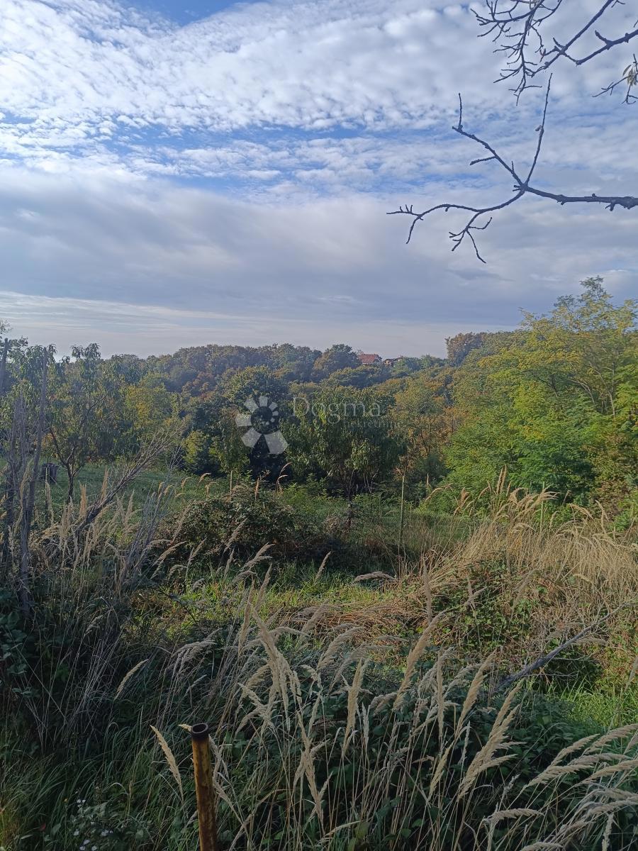 Terreno ZAGREB, 37.380 €