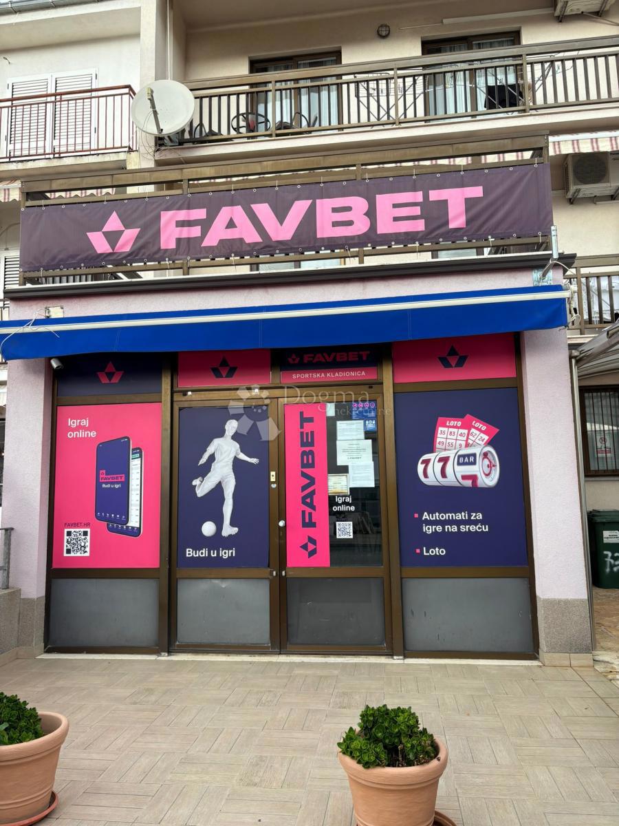 Locale commerciale SPLIT, 1.200 €