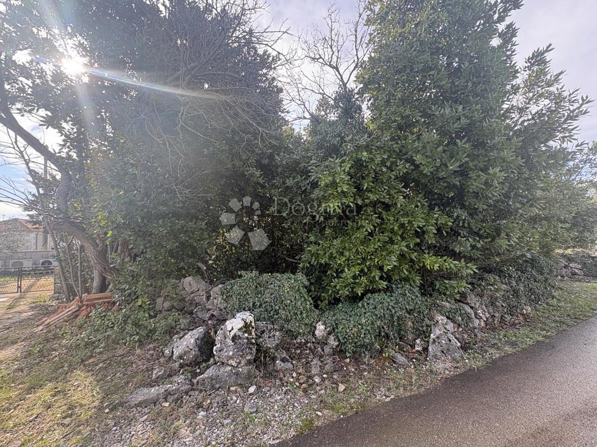 Terreno KRK, 155.700 €