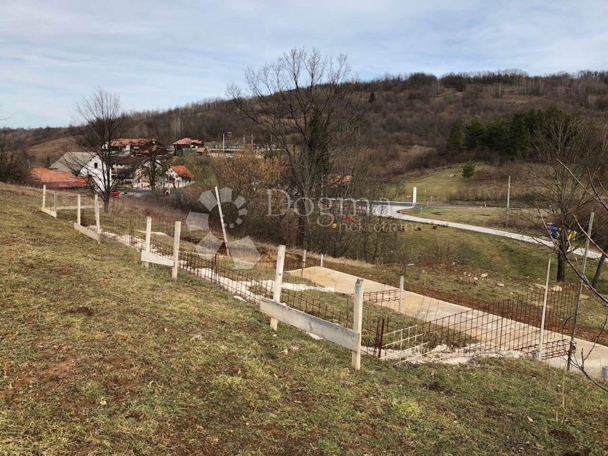 OŠTARSKI STANOVI