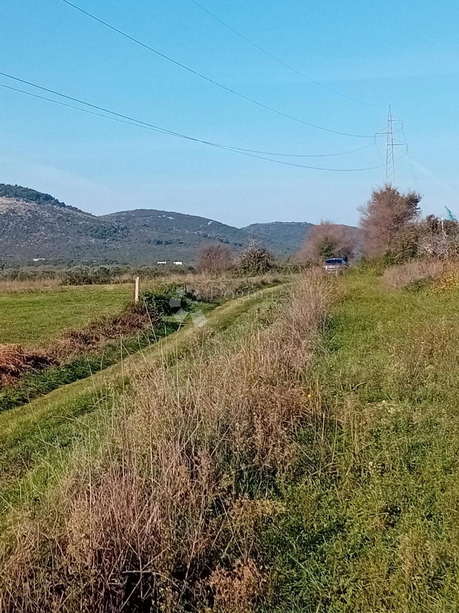 DONJE RAŠTANE