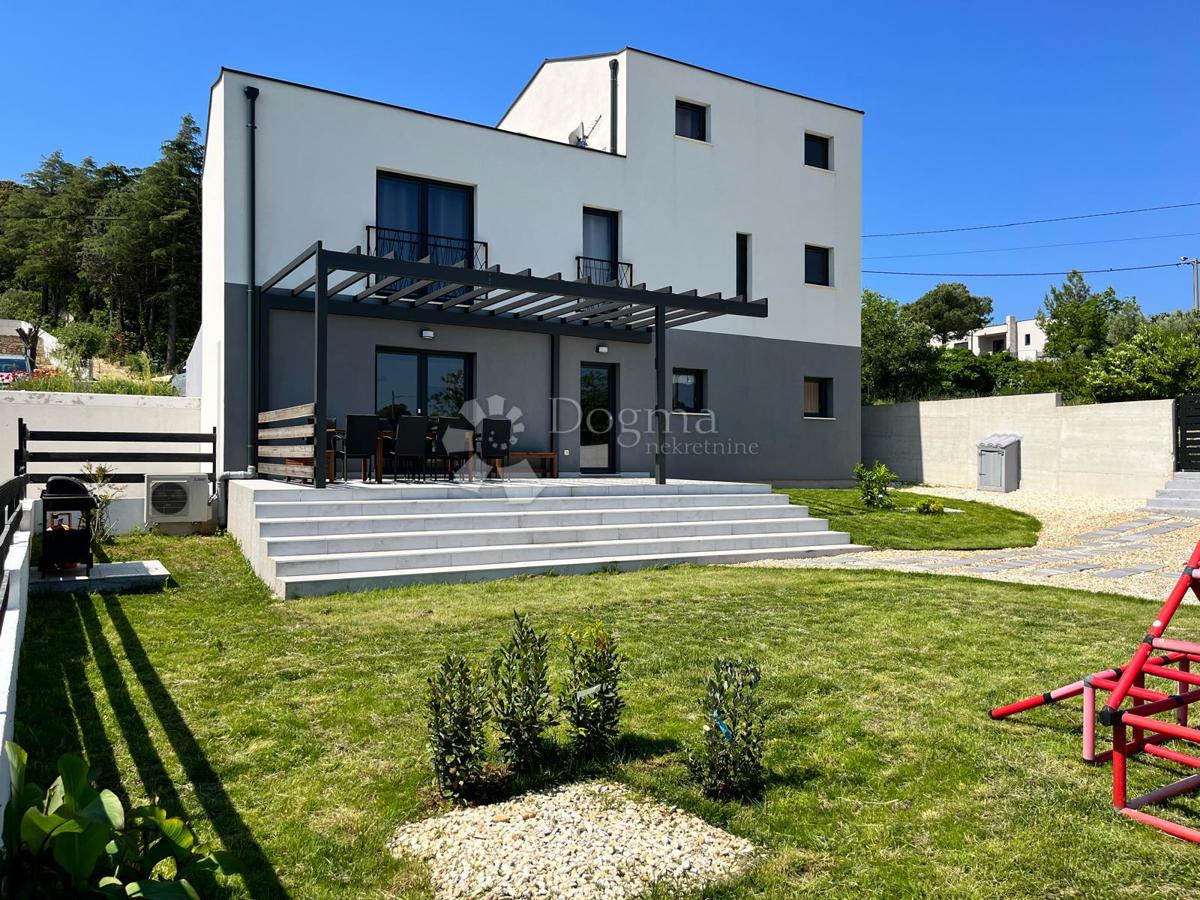 PJEŠČANA UVALA