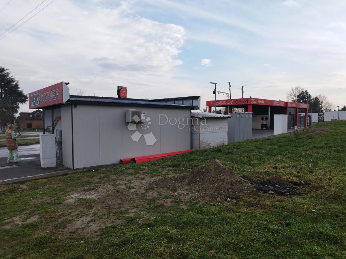 KNEŽEVI VINOGRADI