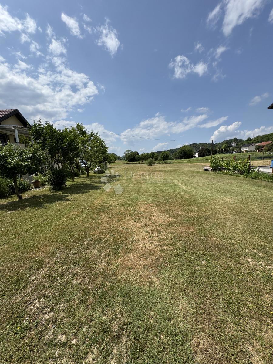 ČREŠNJEVEC