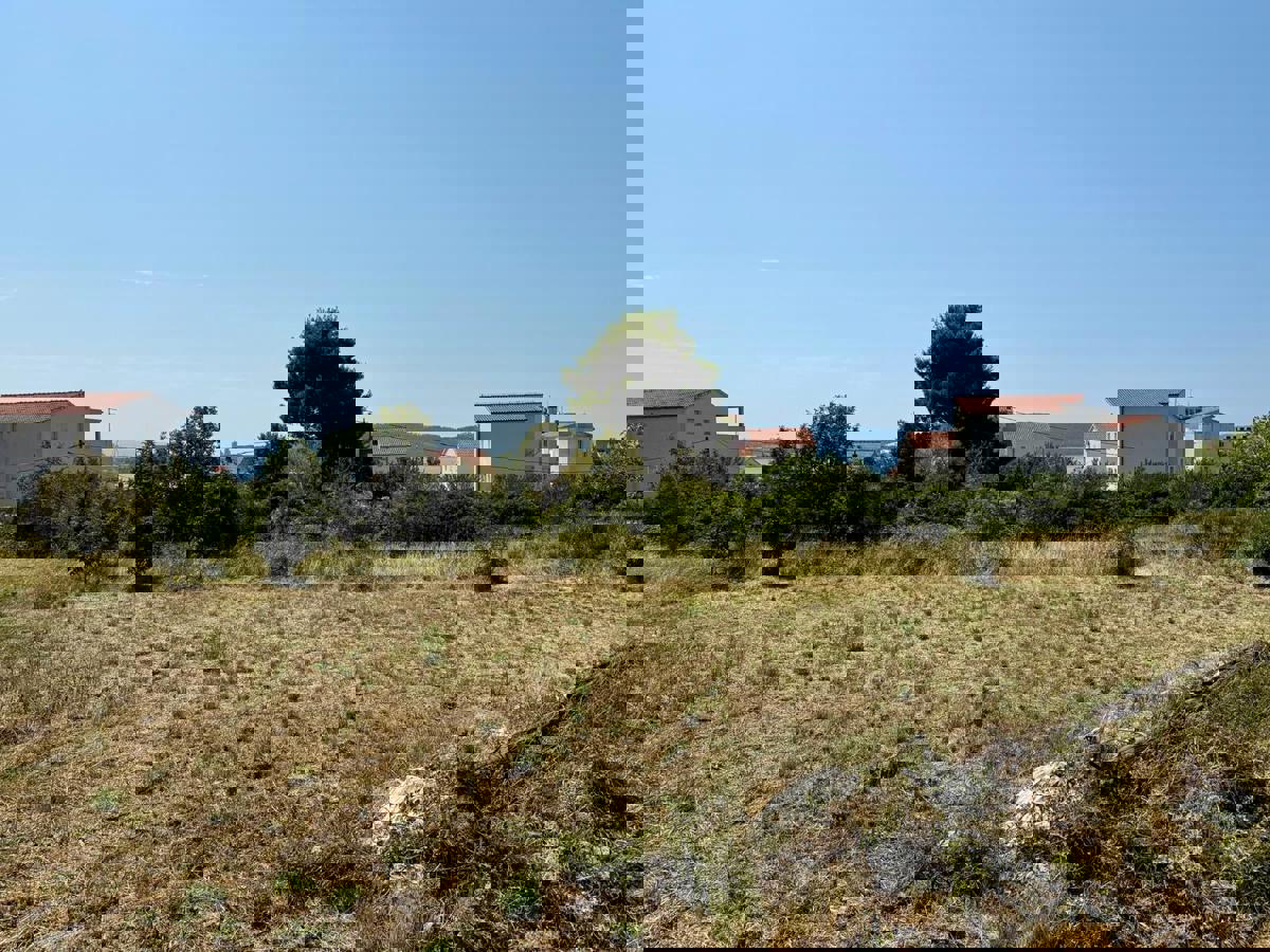 KAŠTEL SUĆURAC