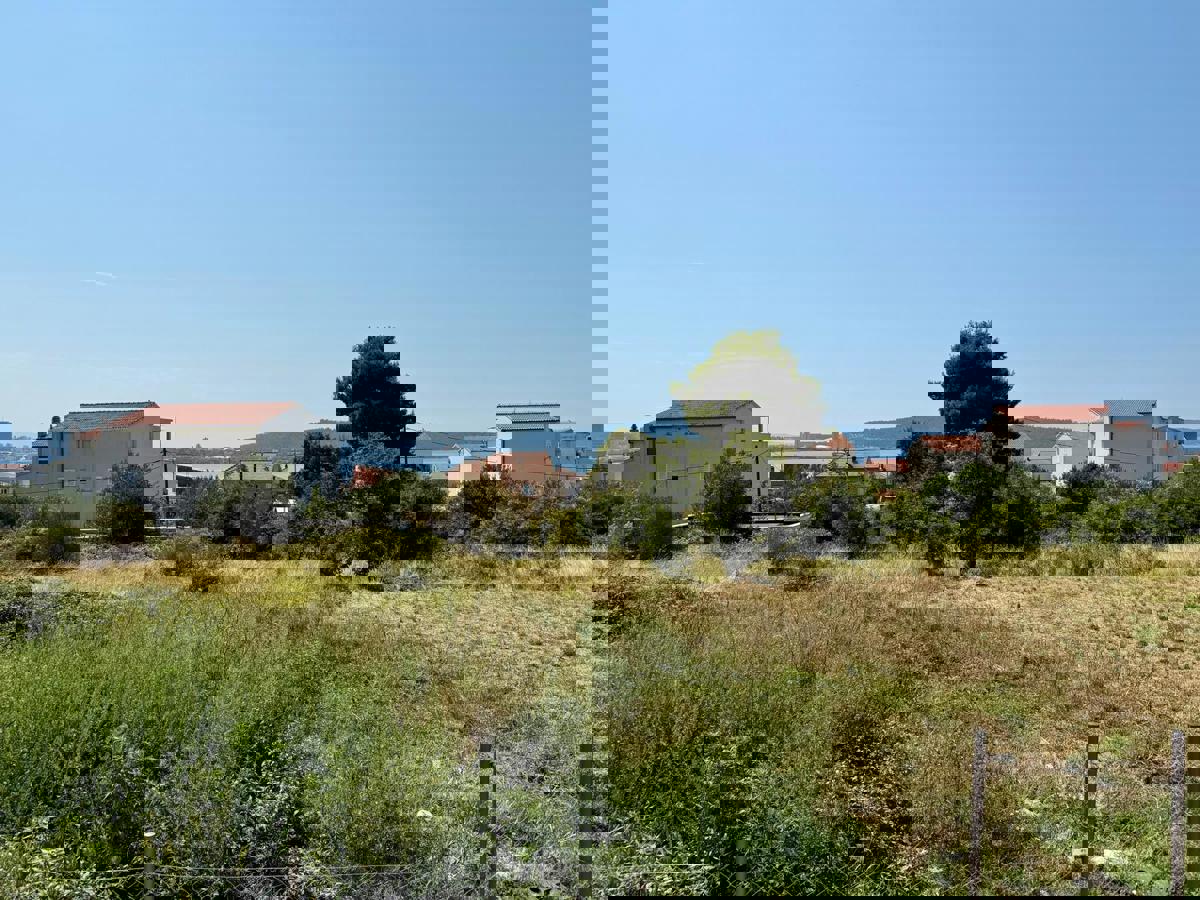 KAŠTEL SUĆURAC