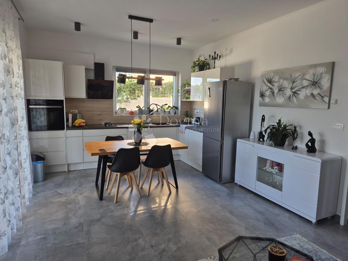 Квартира ŠIBENIK, 274.595 €