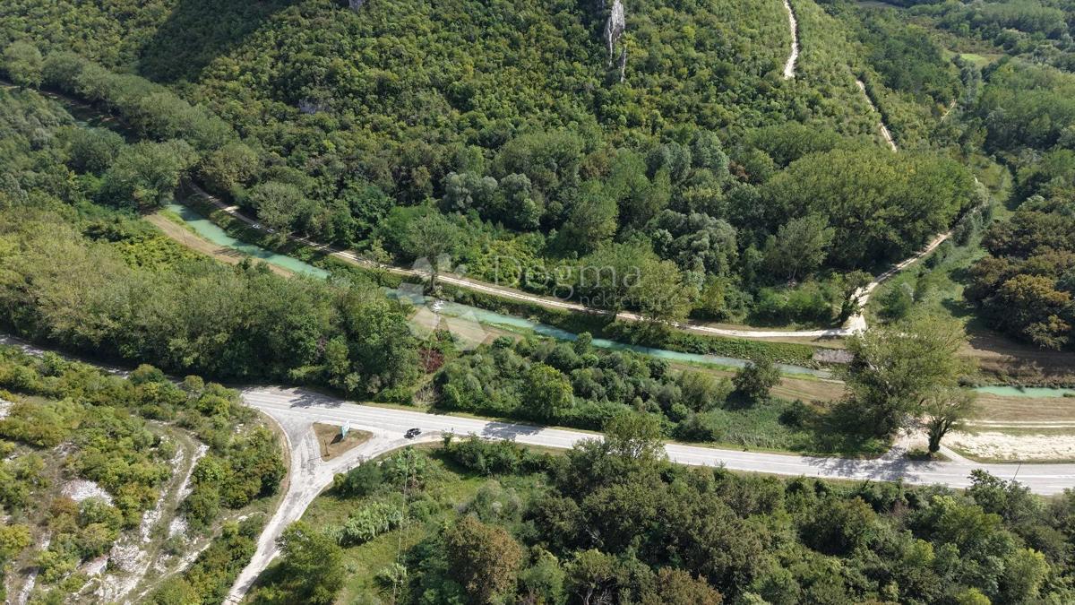 Terreno BUZET, 19.000 €