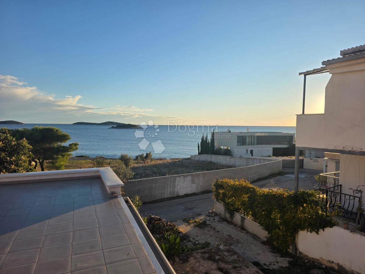 Casa ROGOZNICA, 300.000 €