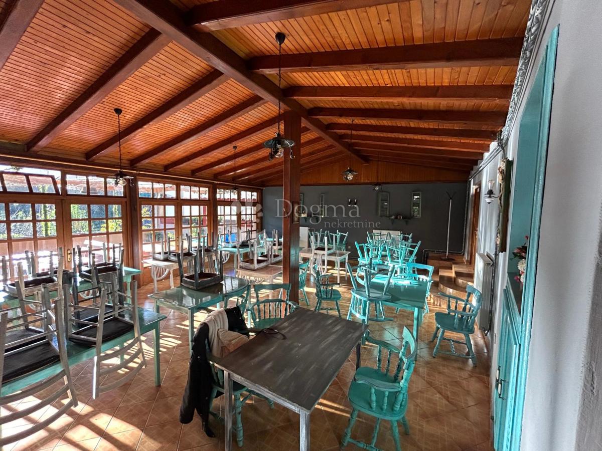 Locale commerciale RIJEKA, 250.000 €