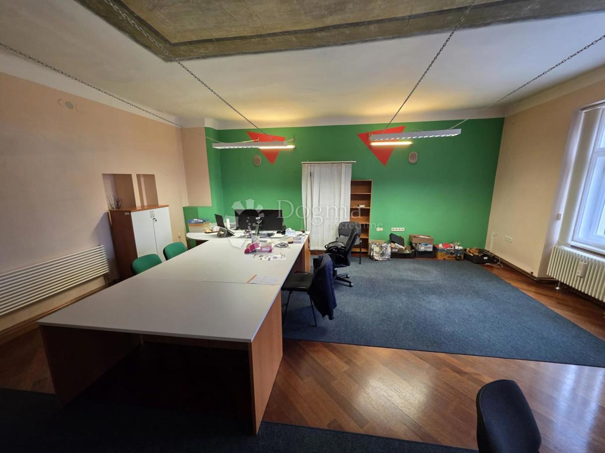 Коммерческая площадь ČAKOVEC, 900 €