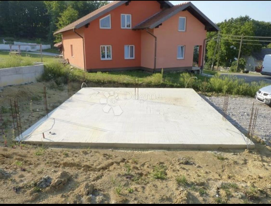 HRASTJE PLEŠIVIČKO