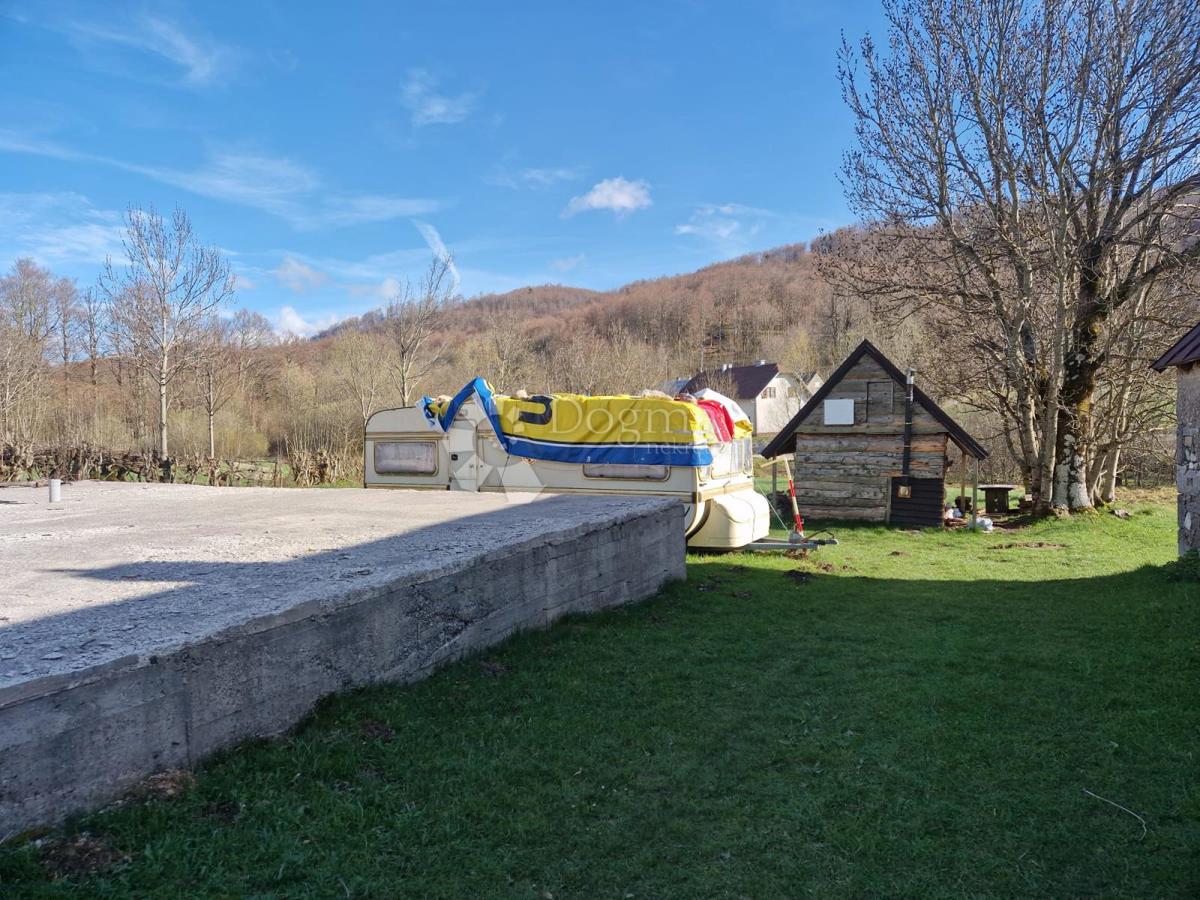 BAŠKE OŠTARIJE