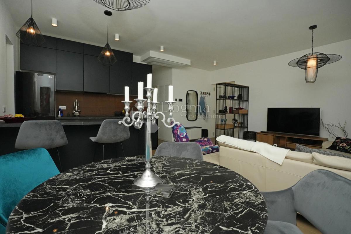 Appartamento POREČ, 395.000 €