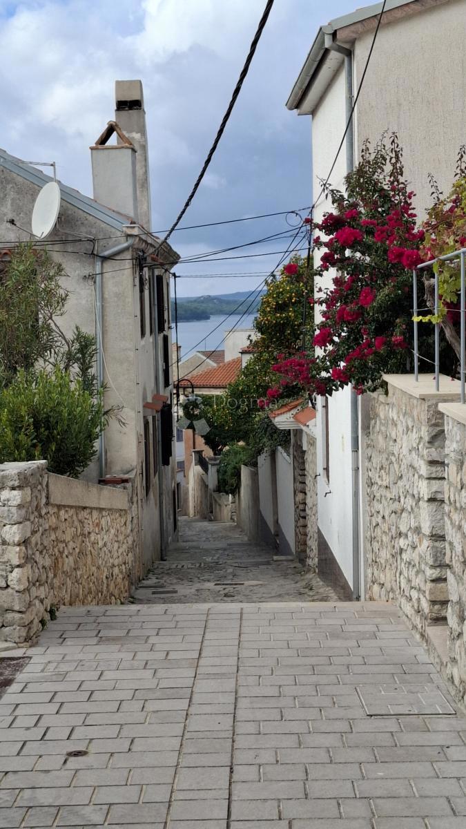 Дом MALI LOŠINJ, 390.000 €