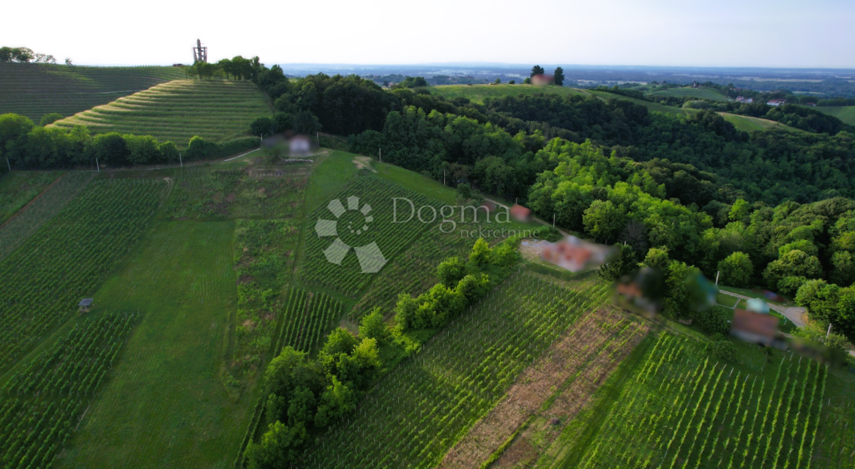 Участок ŠTRIGOVA, 29.300 €