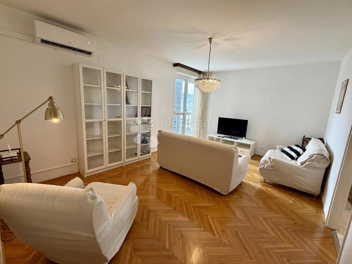 Appartamento SPLIT, 900 €