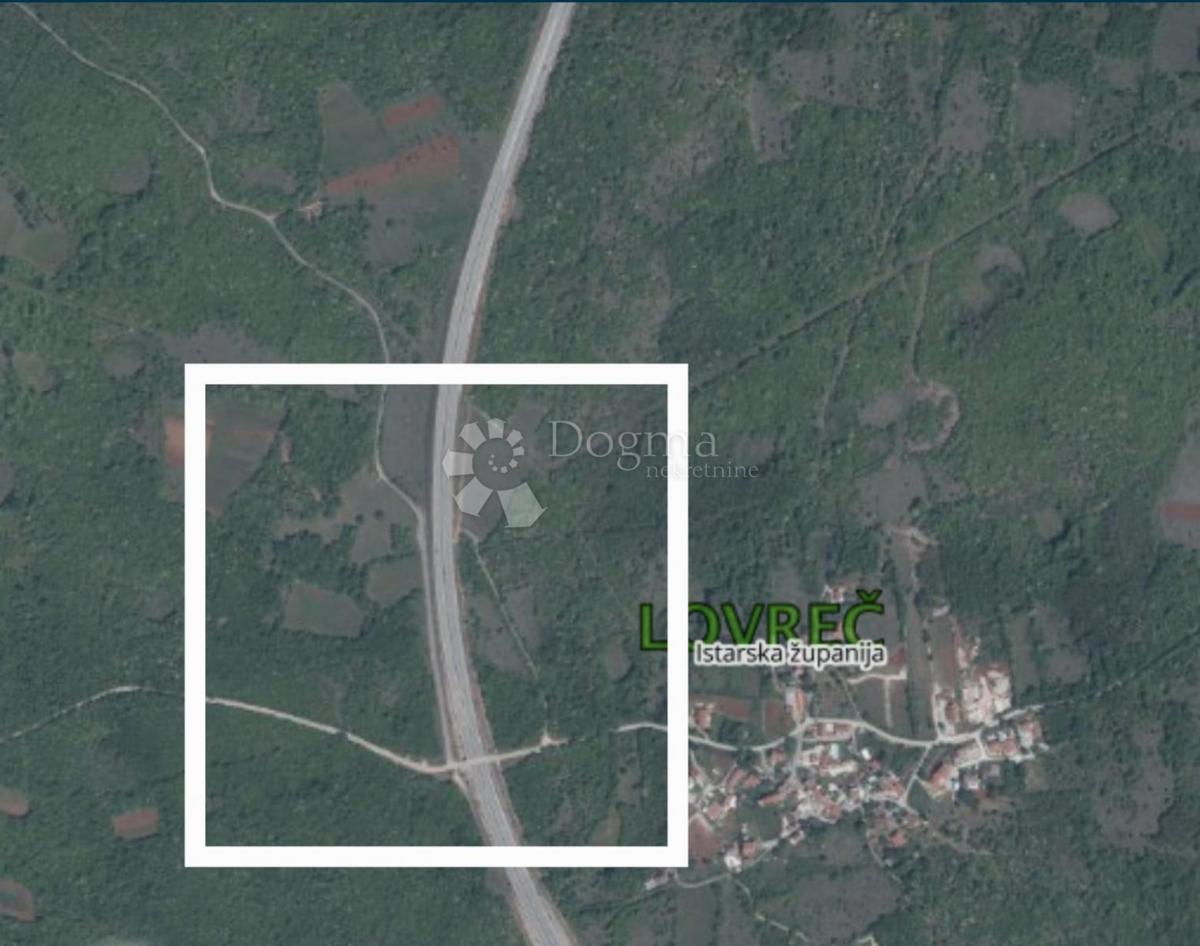 STRANIĆI KOD LOVREČA