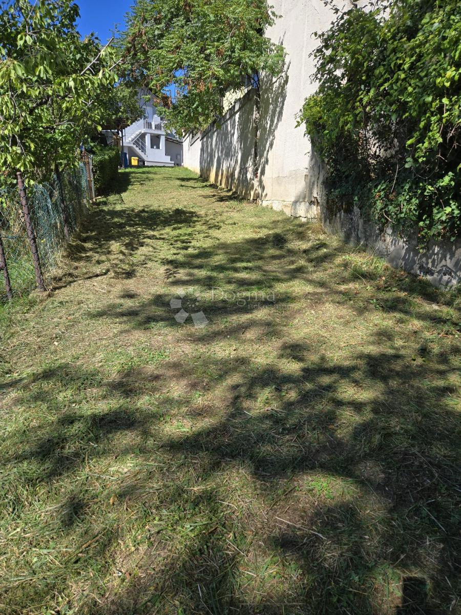 Участок ZAGREB, 39.000 €