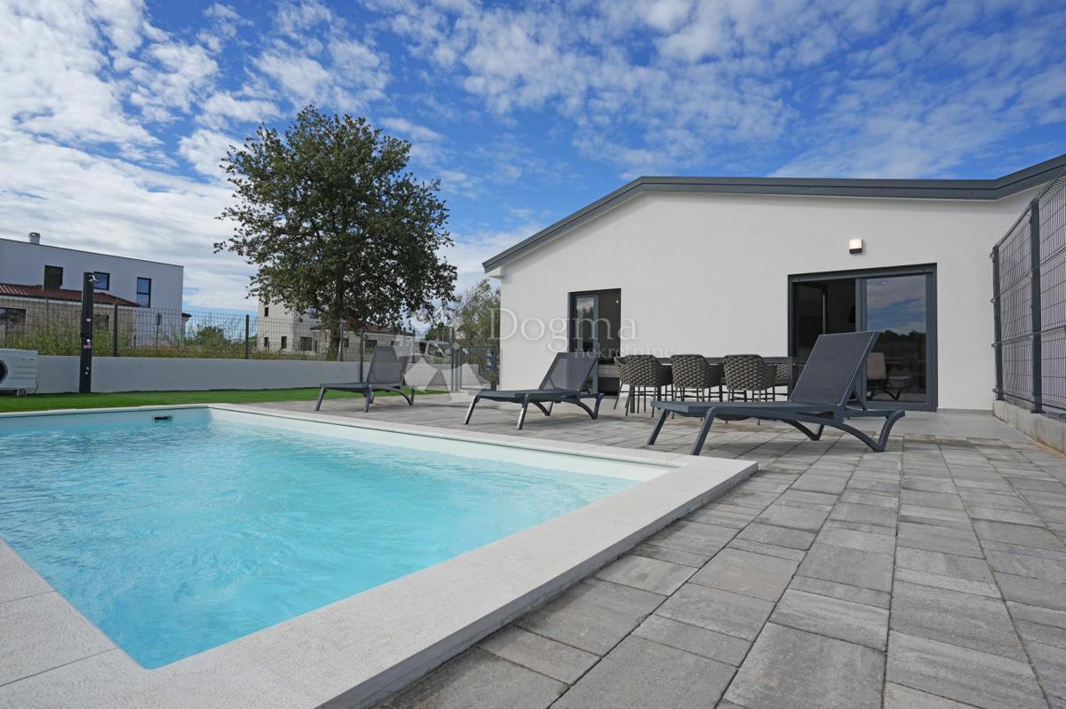 Дом POREČ, 420.000 €