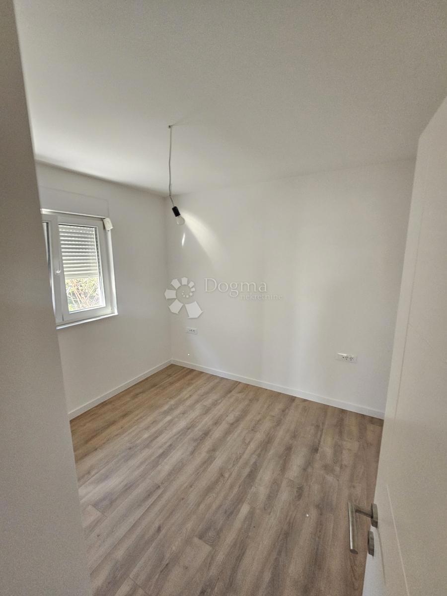 KAŠTEL SUĆURAC