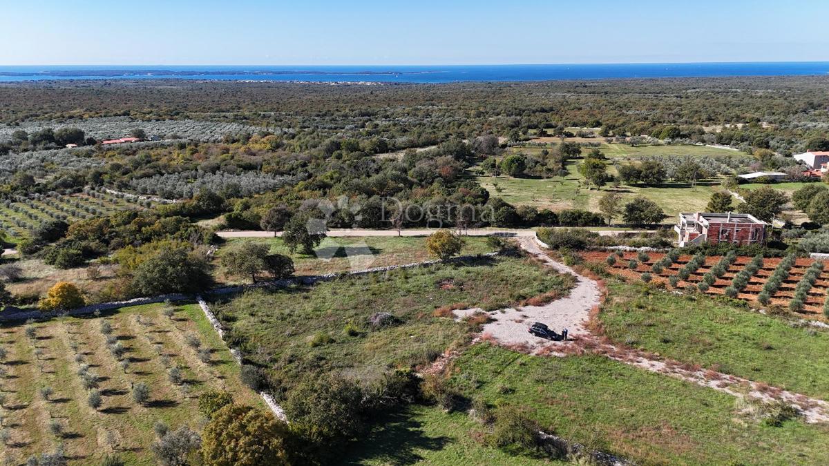 Terreno VODNJAN, 180.000 €