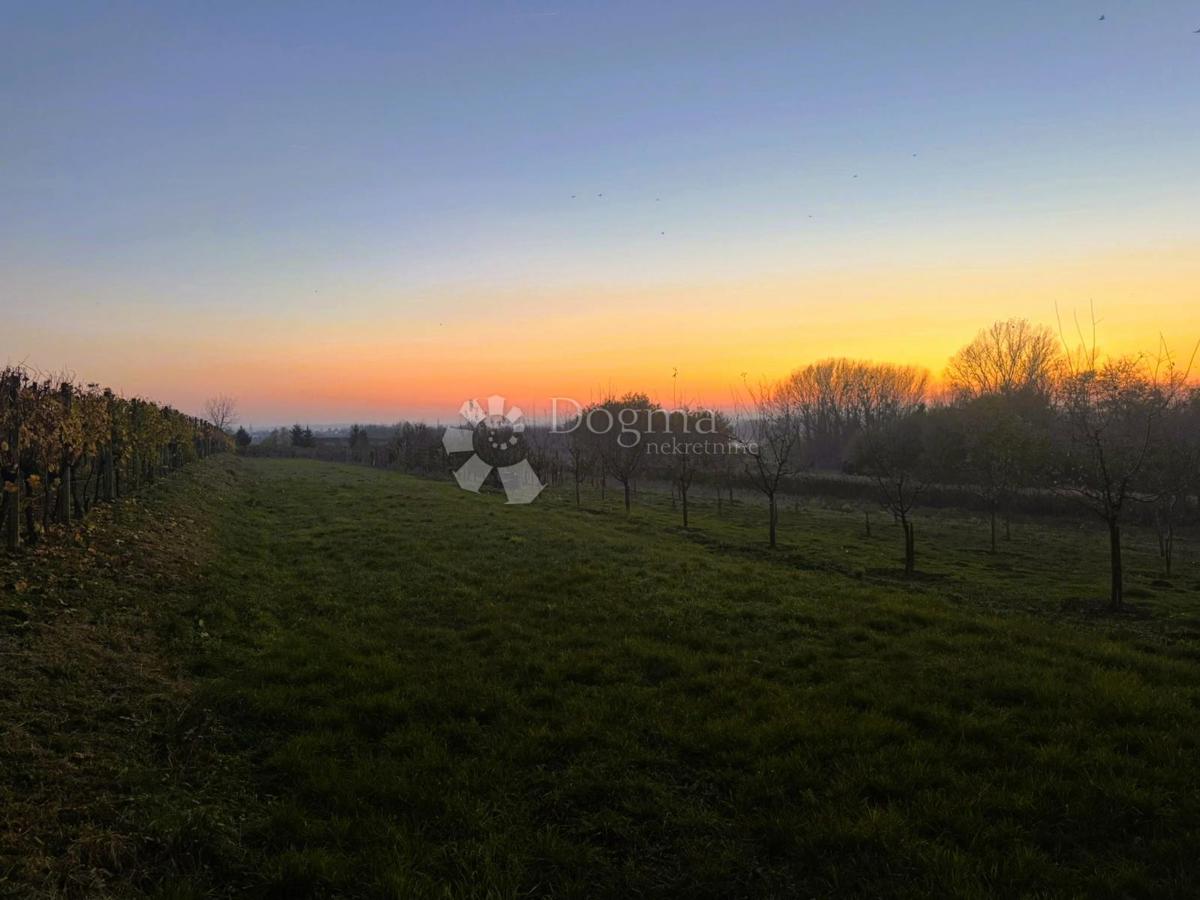 Участок MURSKO SREDIŠĆE, 380 €