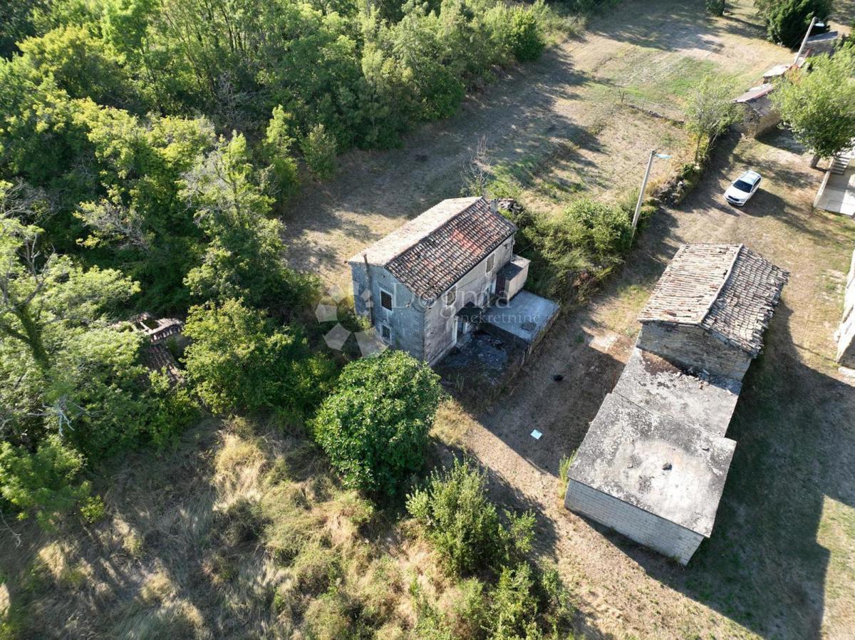 Дом LABIN, 125.000 €