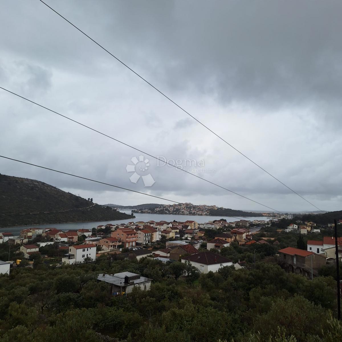 Casa ROGOZNICA, 250.000 €