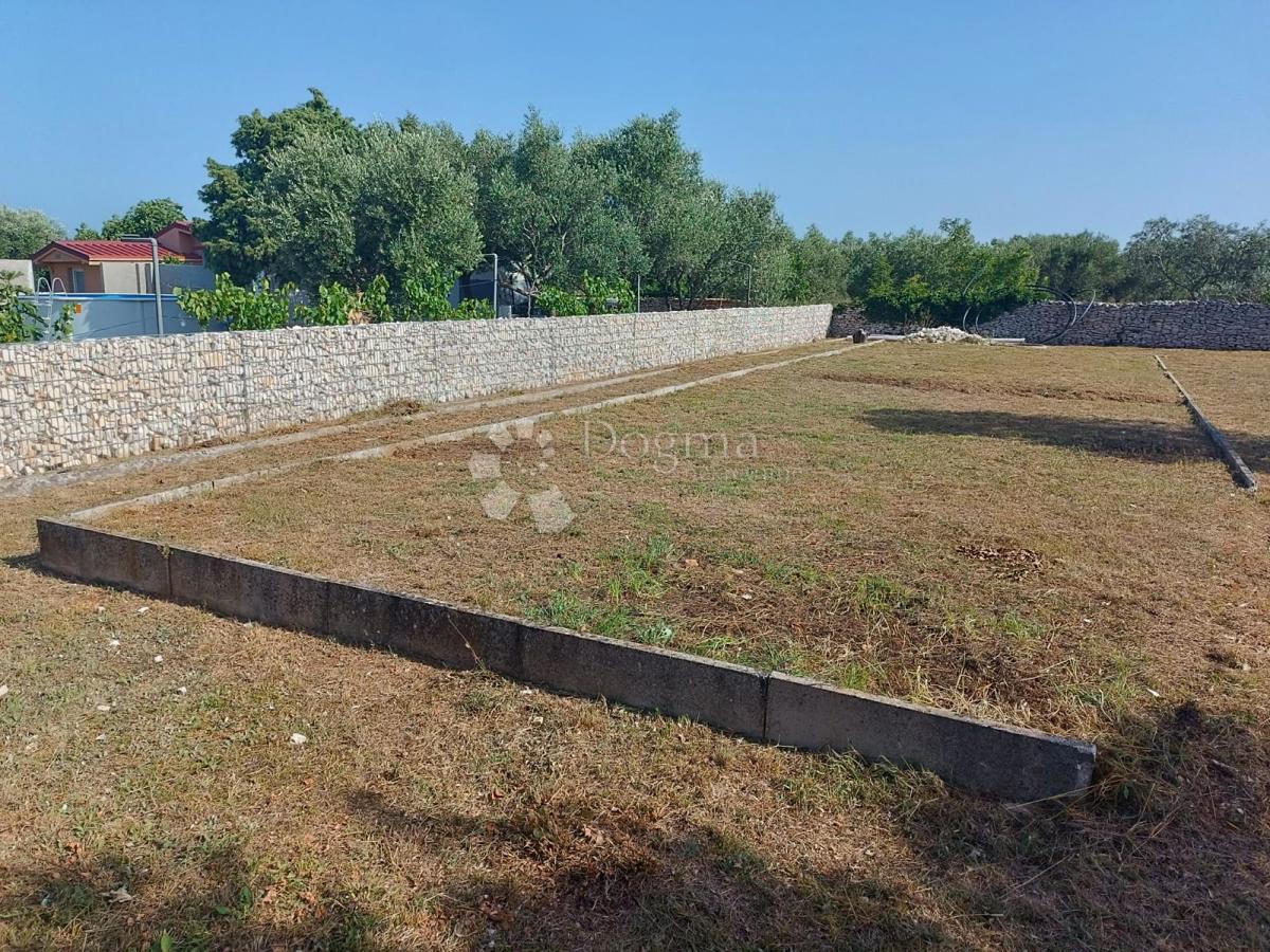 Участок VODNJAN, 90.000 €