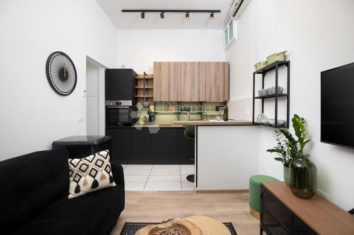 Flat Centar, Pula, 32m2