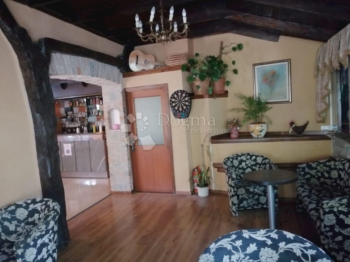 ROČ