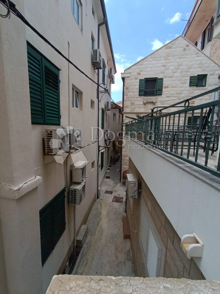 Gallery House sale PODGORA, SPLITSKODALMATINSKA REC ID 986258