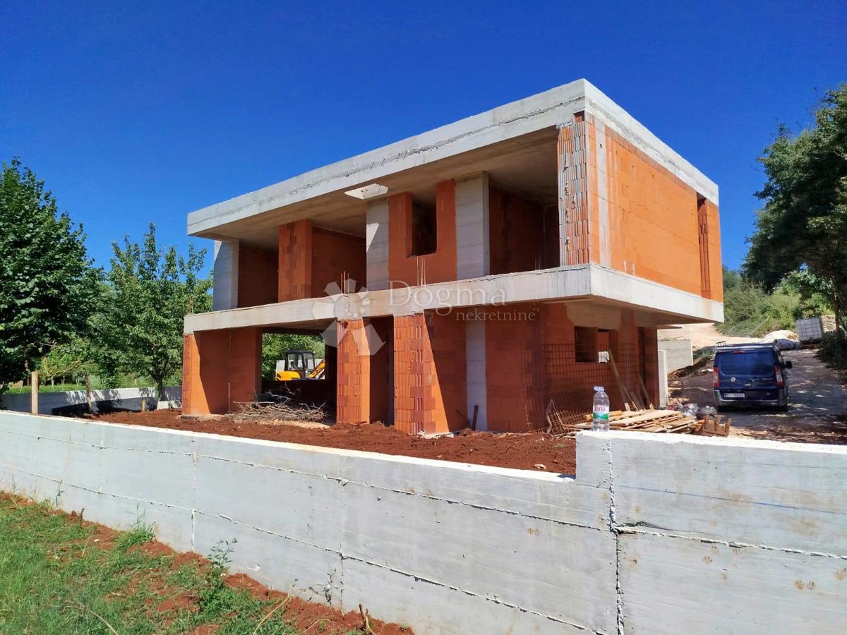 VALTURA